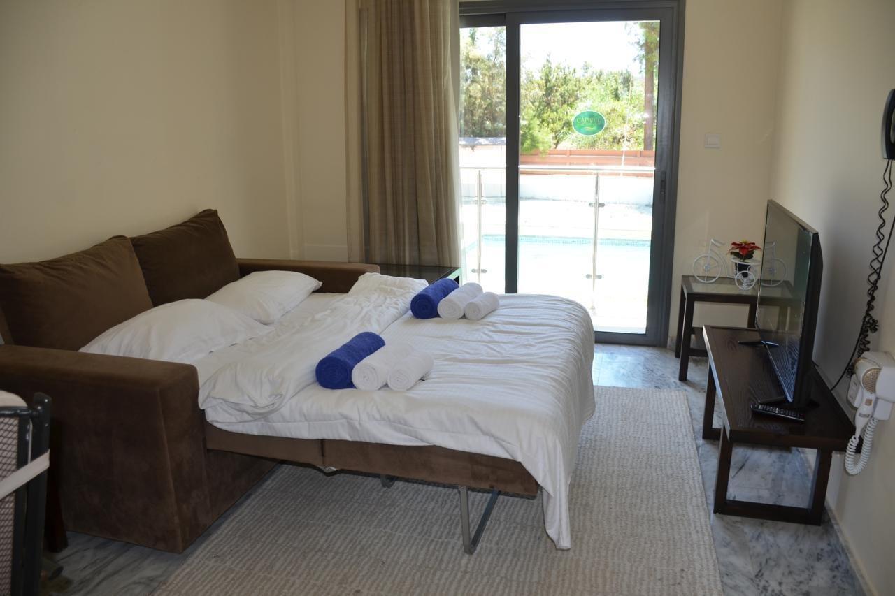 Latchi Escape Hotel And Suites Polis Esterno foto