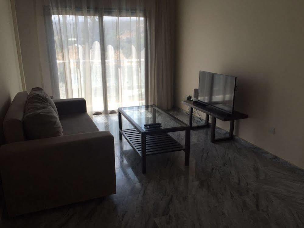 Latchi Escape Hotel And Suites Polis Esterno foto