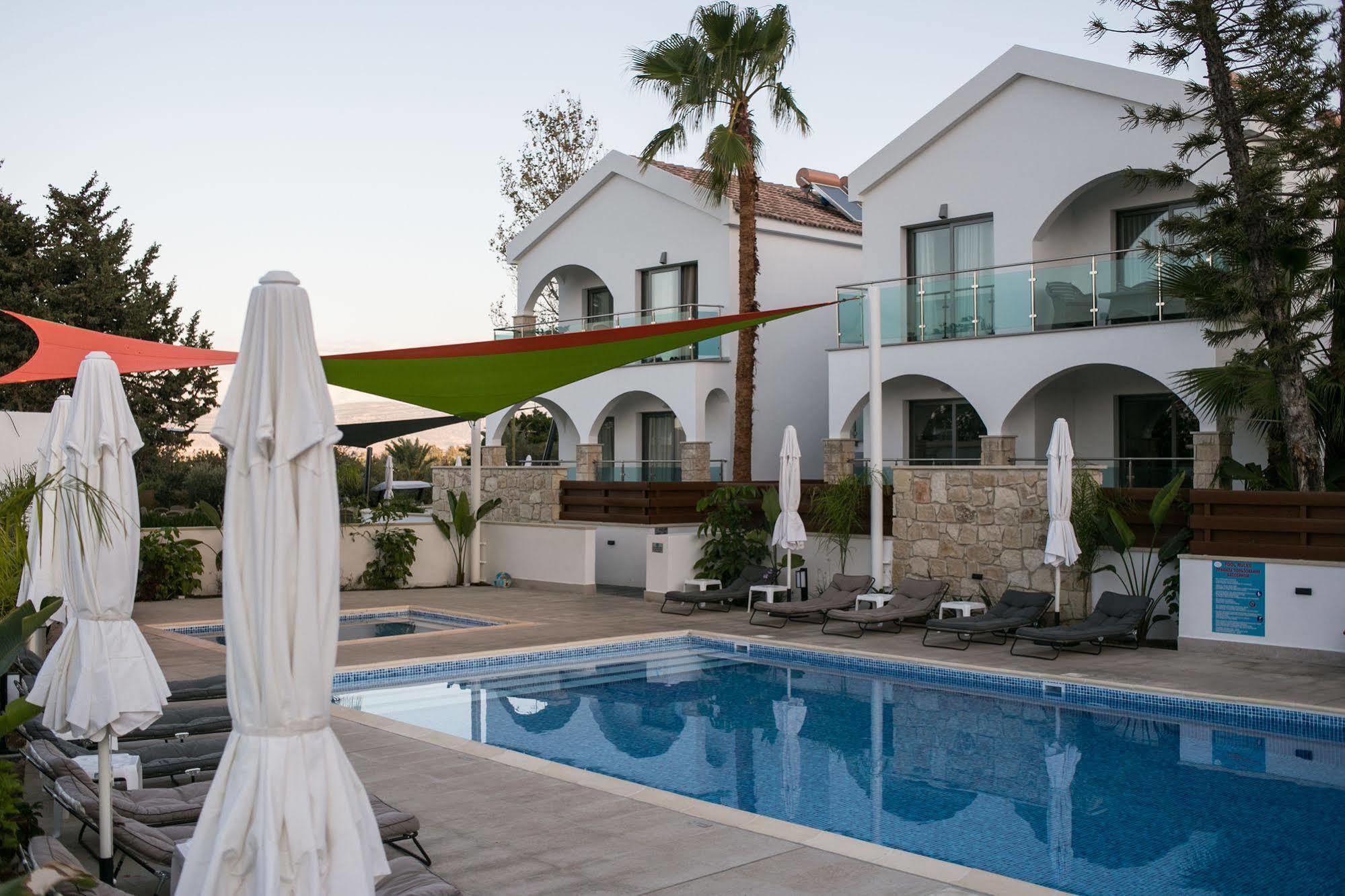 Latchi Escape Hotel And Suites Polis Esterno foto