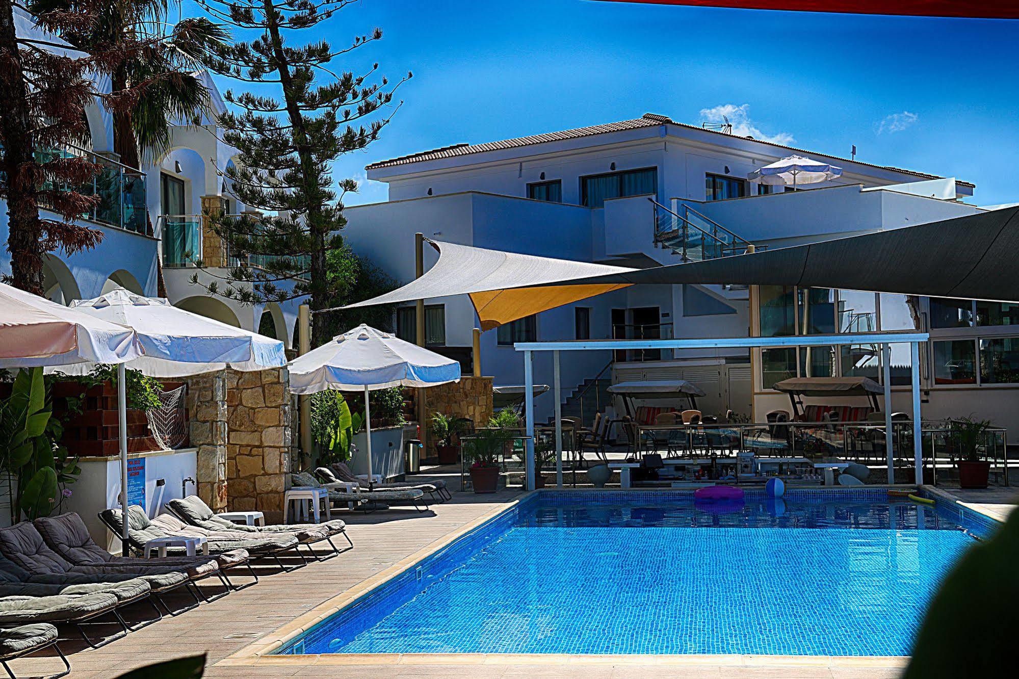 Latchi Escape Hotel And Suites Polis Esterno foto